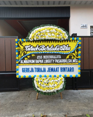 Papan Bunga Duka di Sukamampir